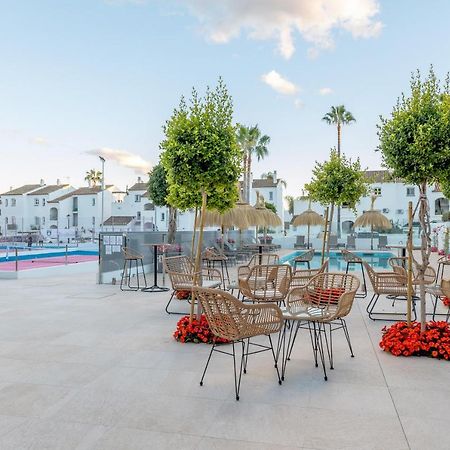 Residencia Deportiva Rozarossa Hotell Estepona Eksteriør bilde