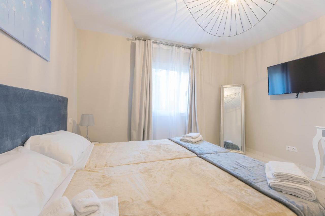 Residencia Deportiva Rozarossa Hotell Estepona Eksteriør bilde