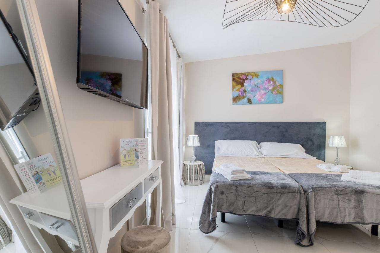Residencia Deportiva Rozarossa Hotell Estepona Eksteriør bilde