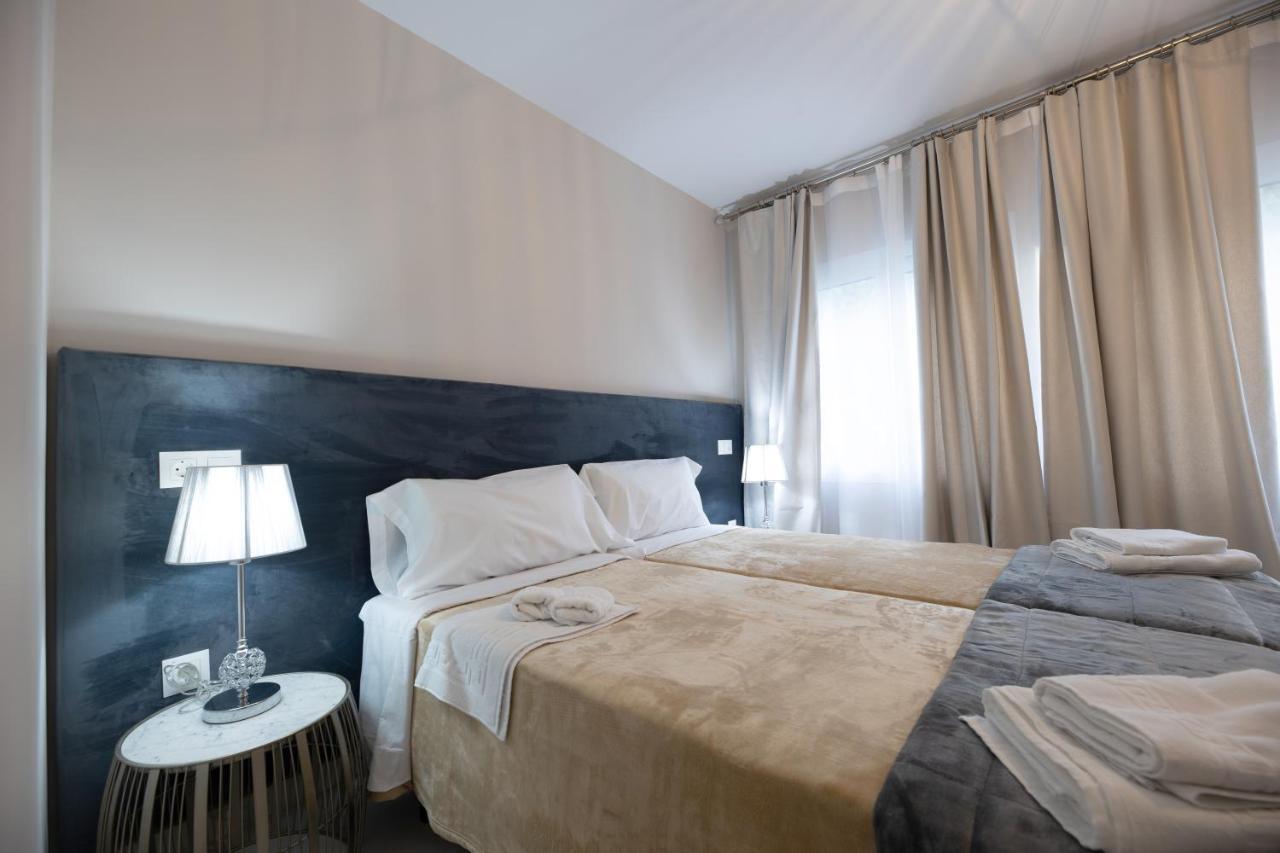 Residencia Deportiva Rozarossa Hotell Estepona Eksteriør bilde